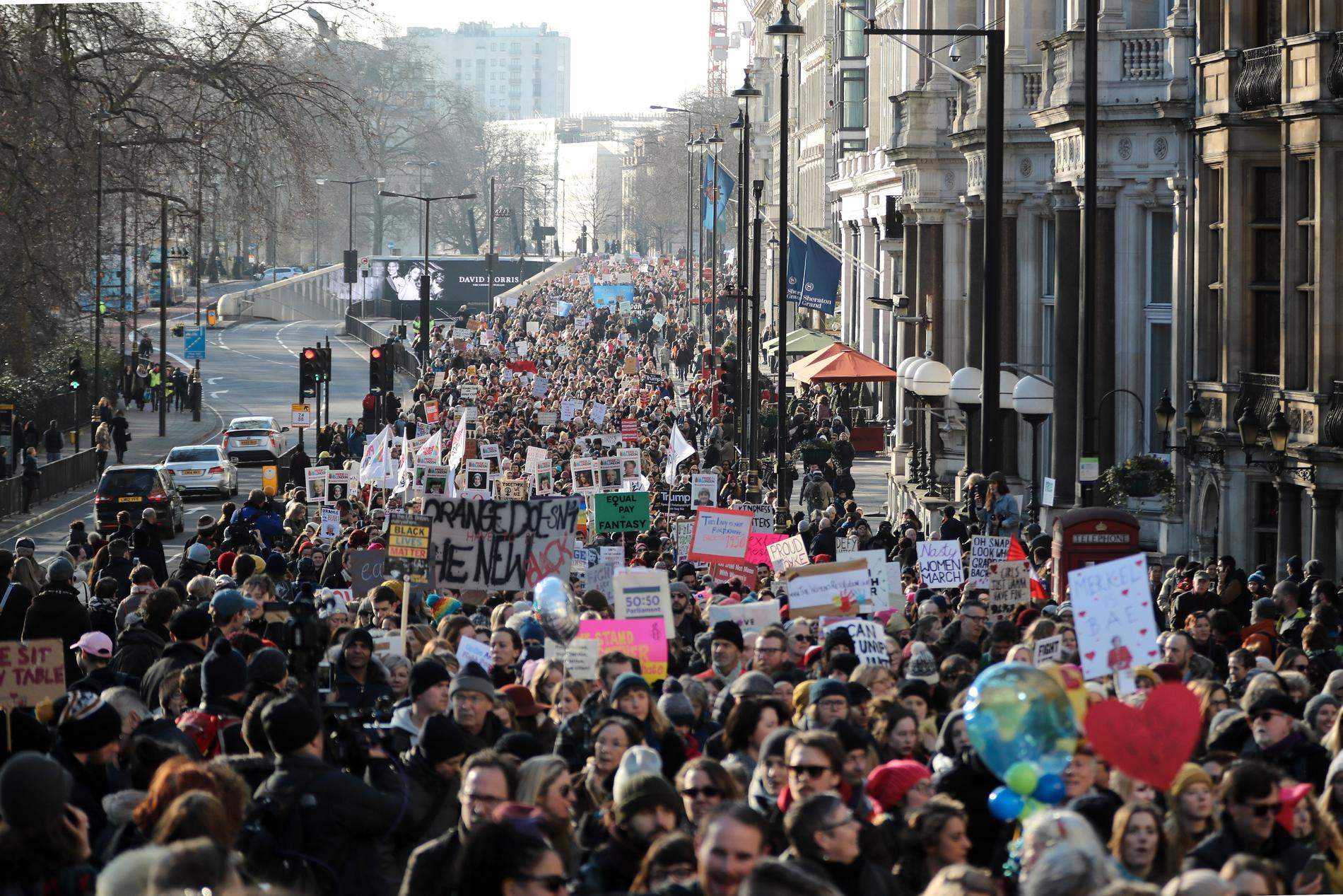Protestmarsch på Londons gator.