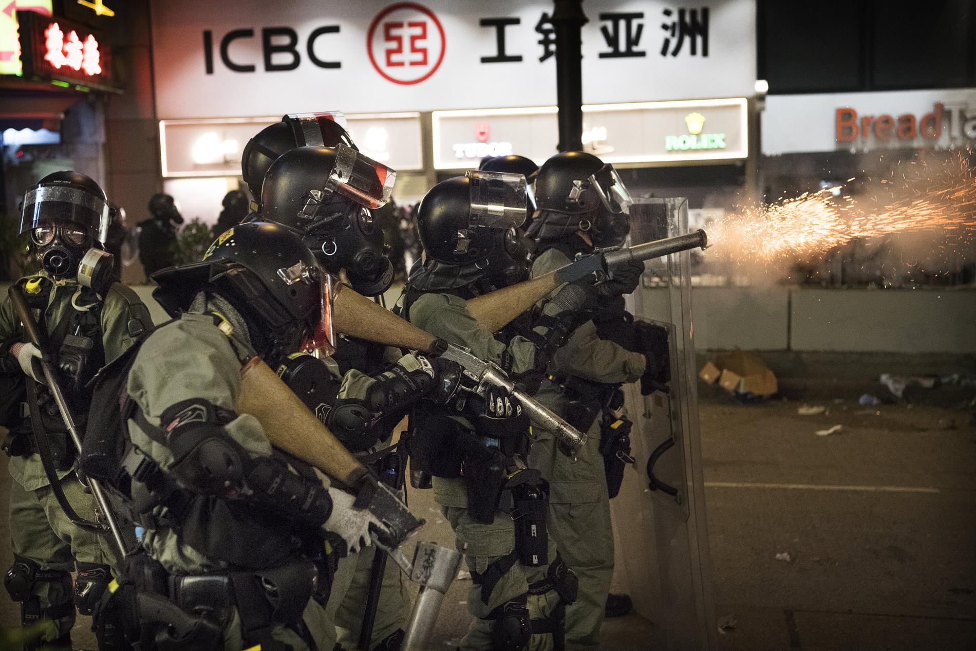 Demonstrationerna i Hongkong 2019 – polisen slog hårt mot studenterna som protesterade mot den nationella säkerhetslagen.