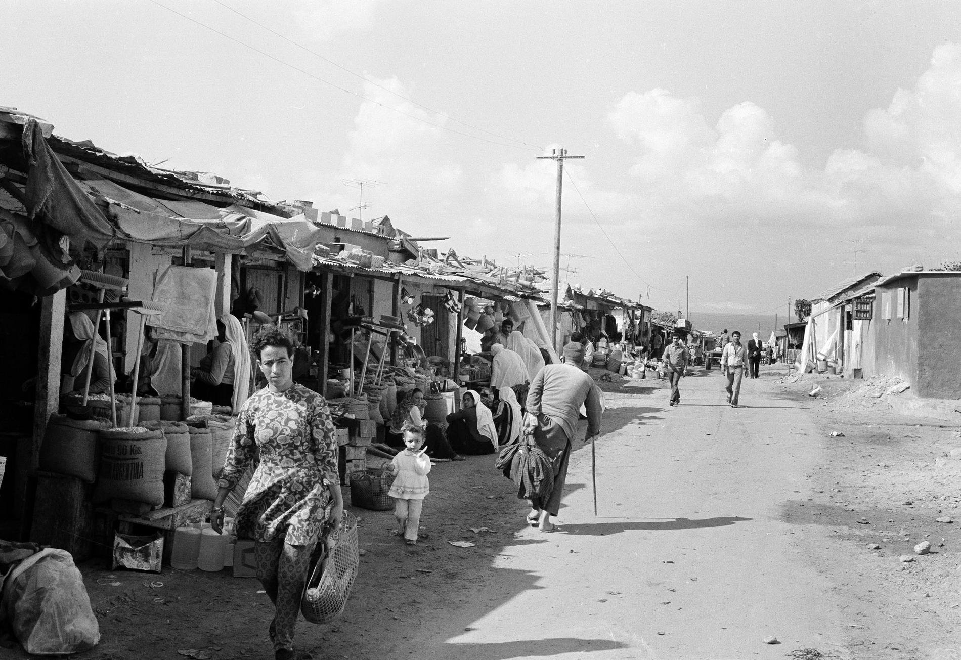 Flyktinglägret al Shati på norra Gazaremsan år 1975.