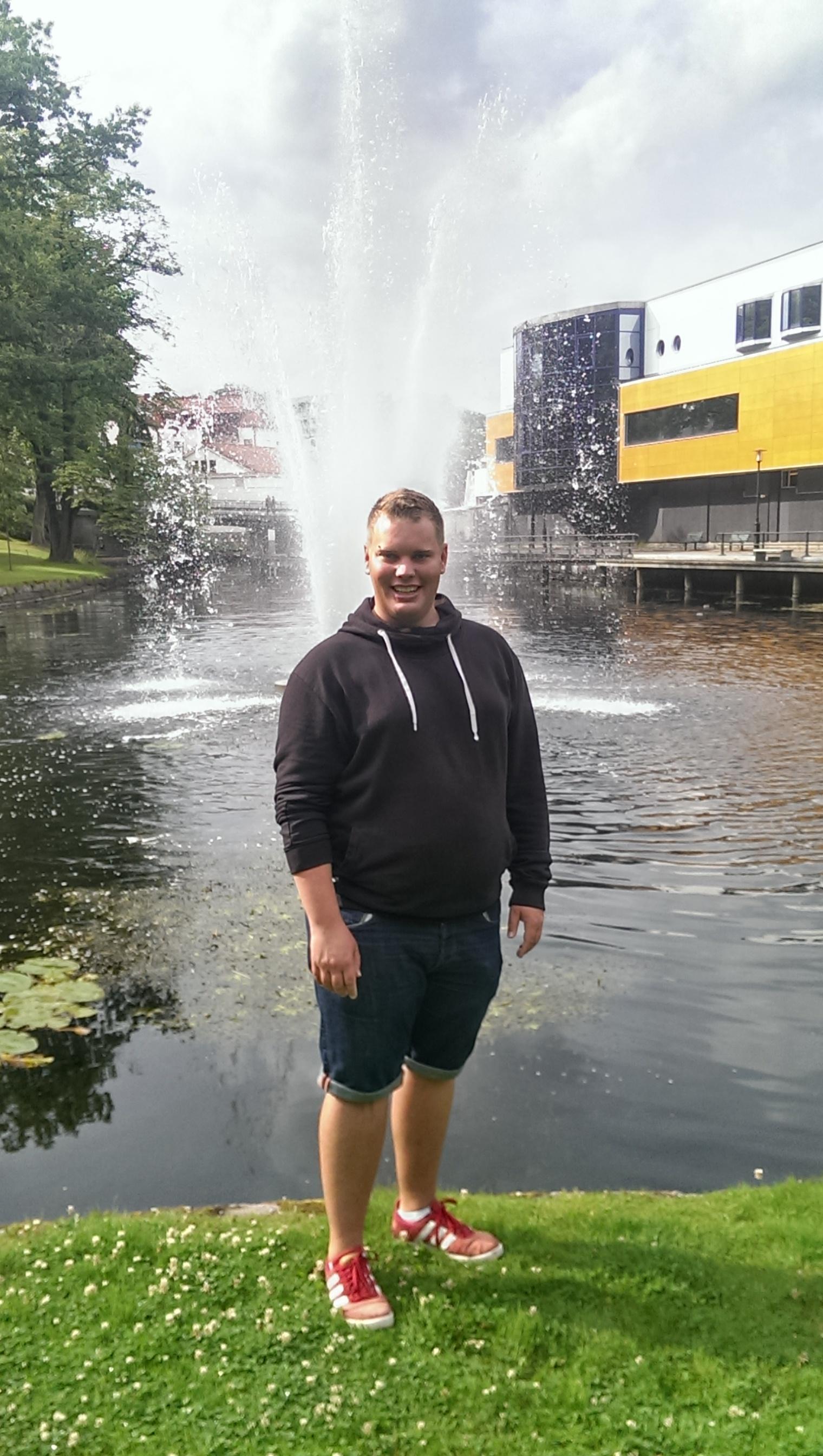 Gör mig bra vid en fontän i Borås