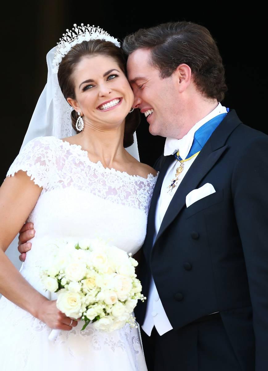 Den 8 juni 2013 gifte sig Madeleine och Chris. Två månader senare annonserade paret att de skulle få barn.