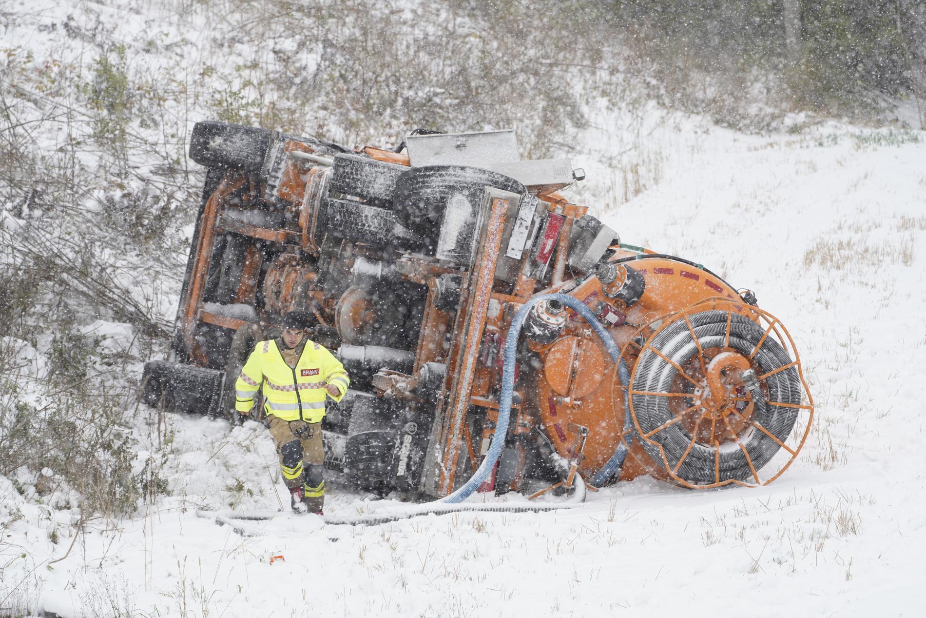 Även i Norge skapade snöovädret problem i trafiken. 