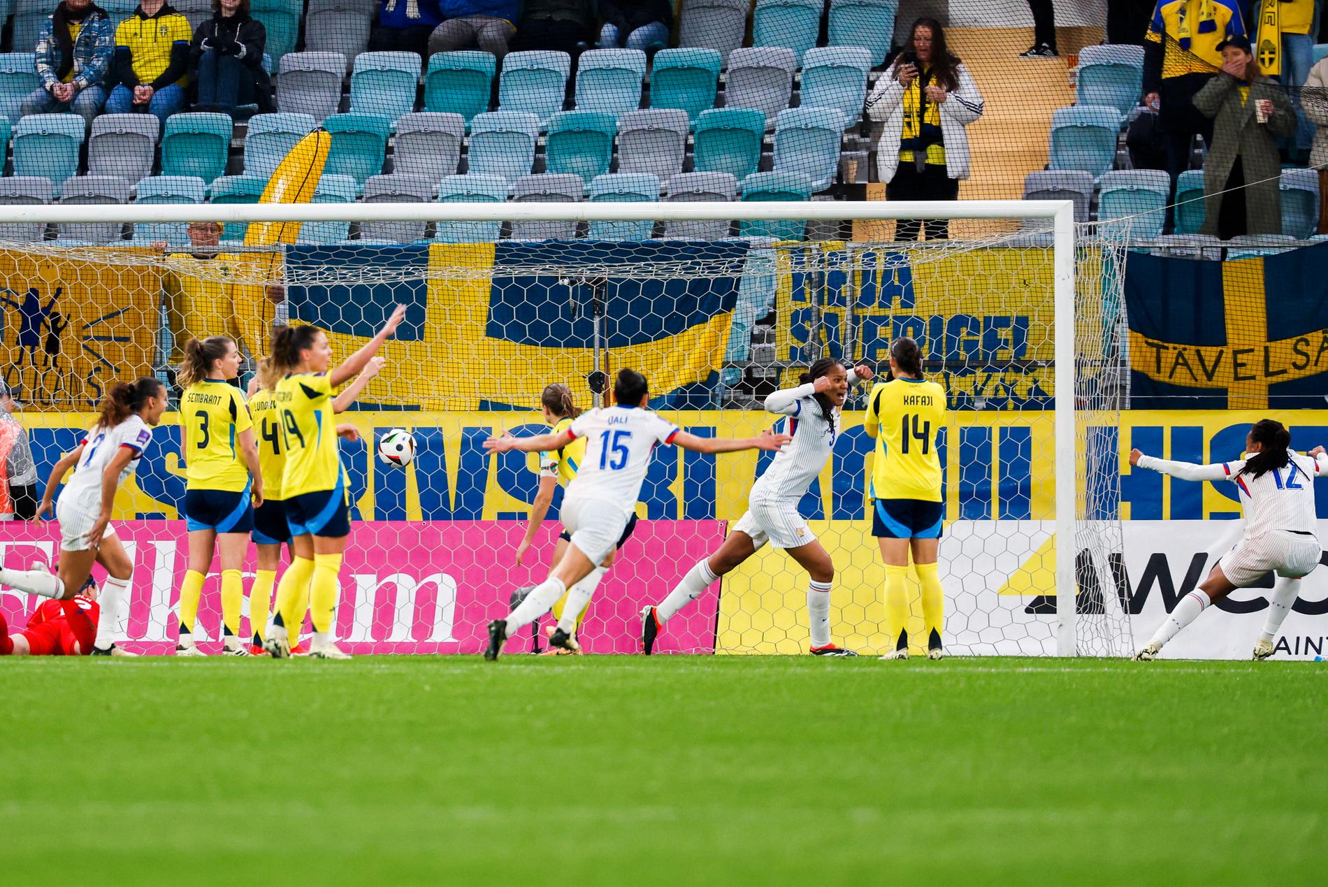 Wendie Renards mål sänkte Sverige i EM-kvalet mot Frankrike.