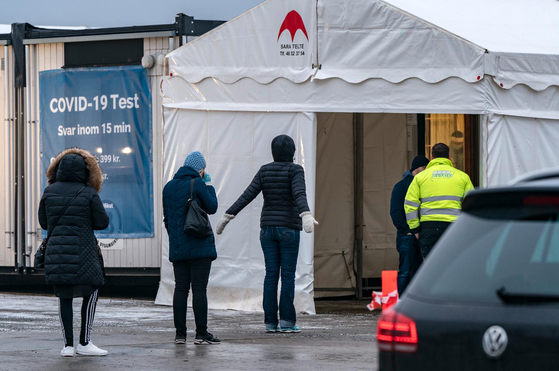 Arbetspendlare till Danmark kan ta gratis snabbtest i Hyllie. Tidigare var testet giltigt i en vecka, men nu sänker den danska regeringen dess giltighet till tre dagar. Arkivbild.