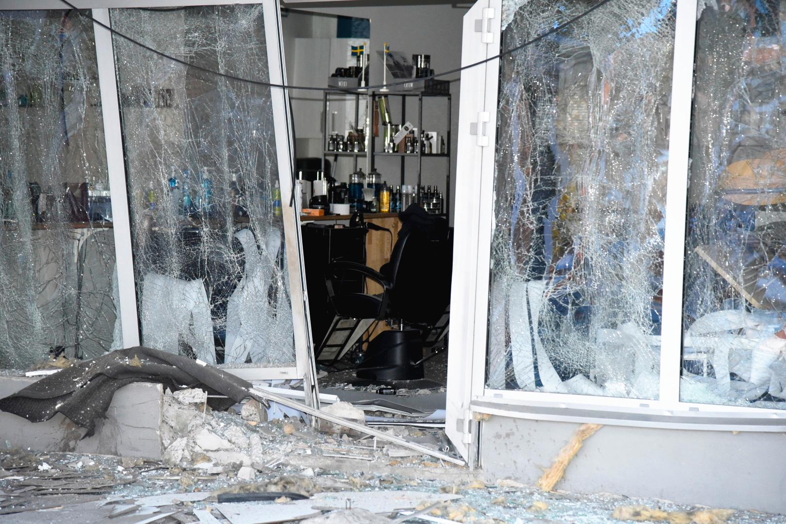 Polisen har spärrat av en butikslokal som tros ha utsatts för ett sprängdåd.