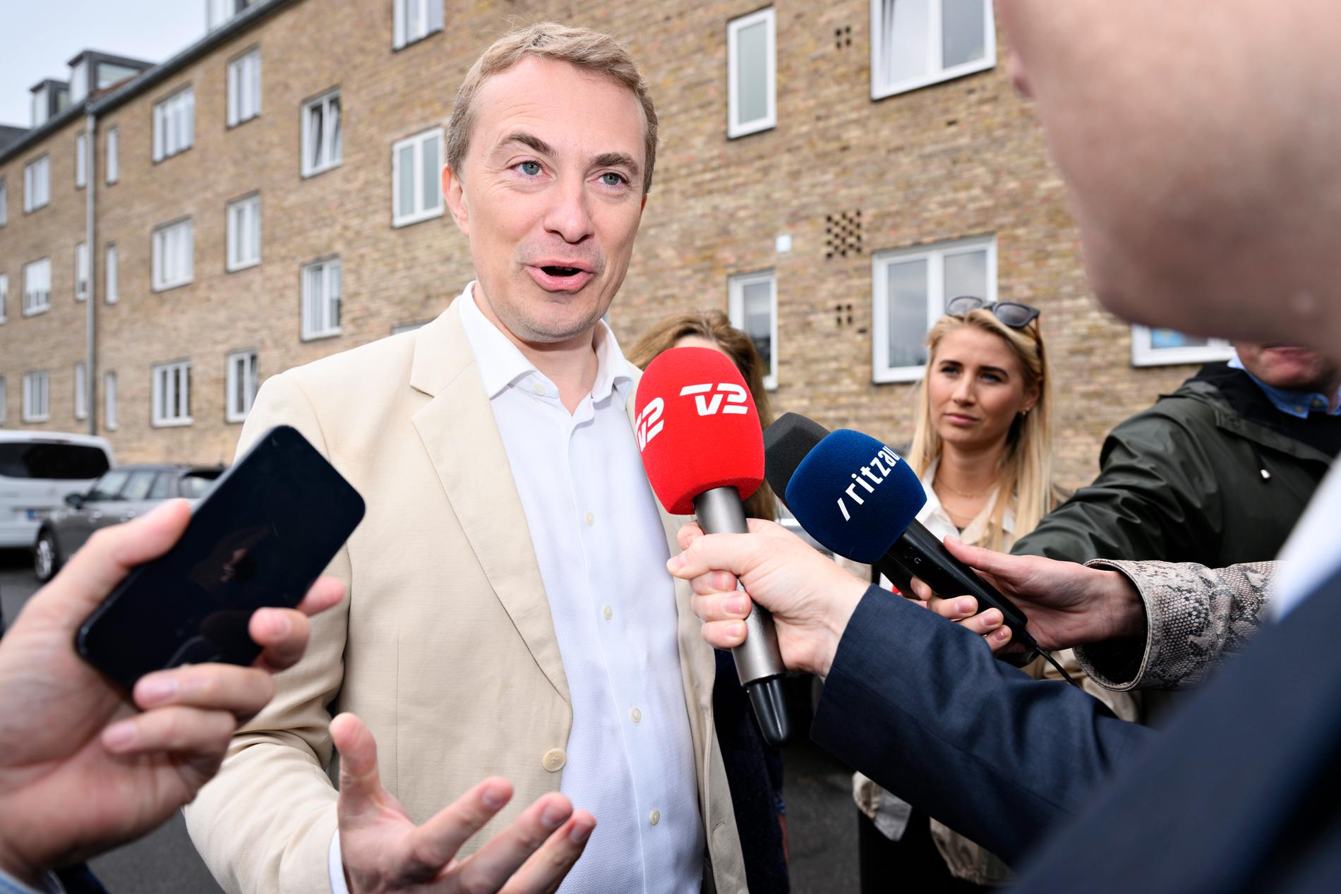 Dansk folkepartis ledare Morten Messerschmidt får se ytterligare folketingsmedlemmar lämna partiet. Bild från tidigare i juni.