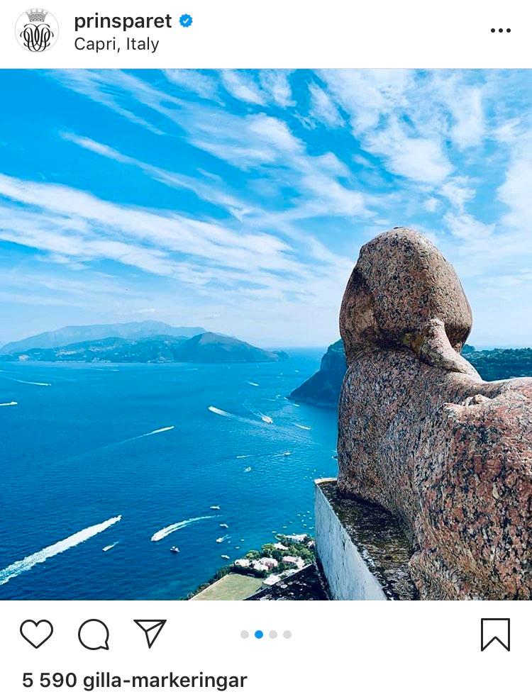 Paret har postat fyra bilder från Capri på Instagram. 
