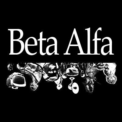 Beta Alfa bloggar under pseudonym.