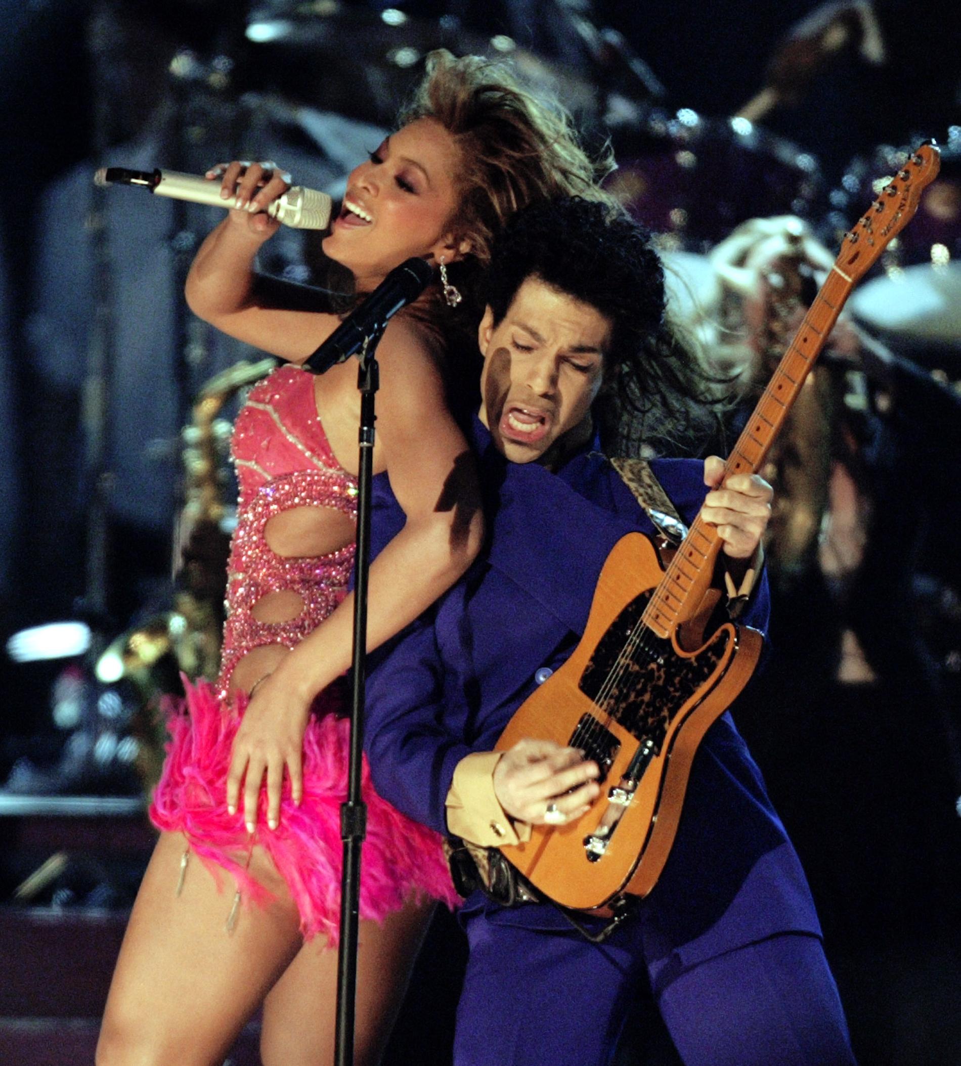 Prince och Beyonce på  Grammy Awards i Los Angeles februari 2004.