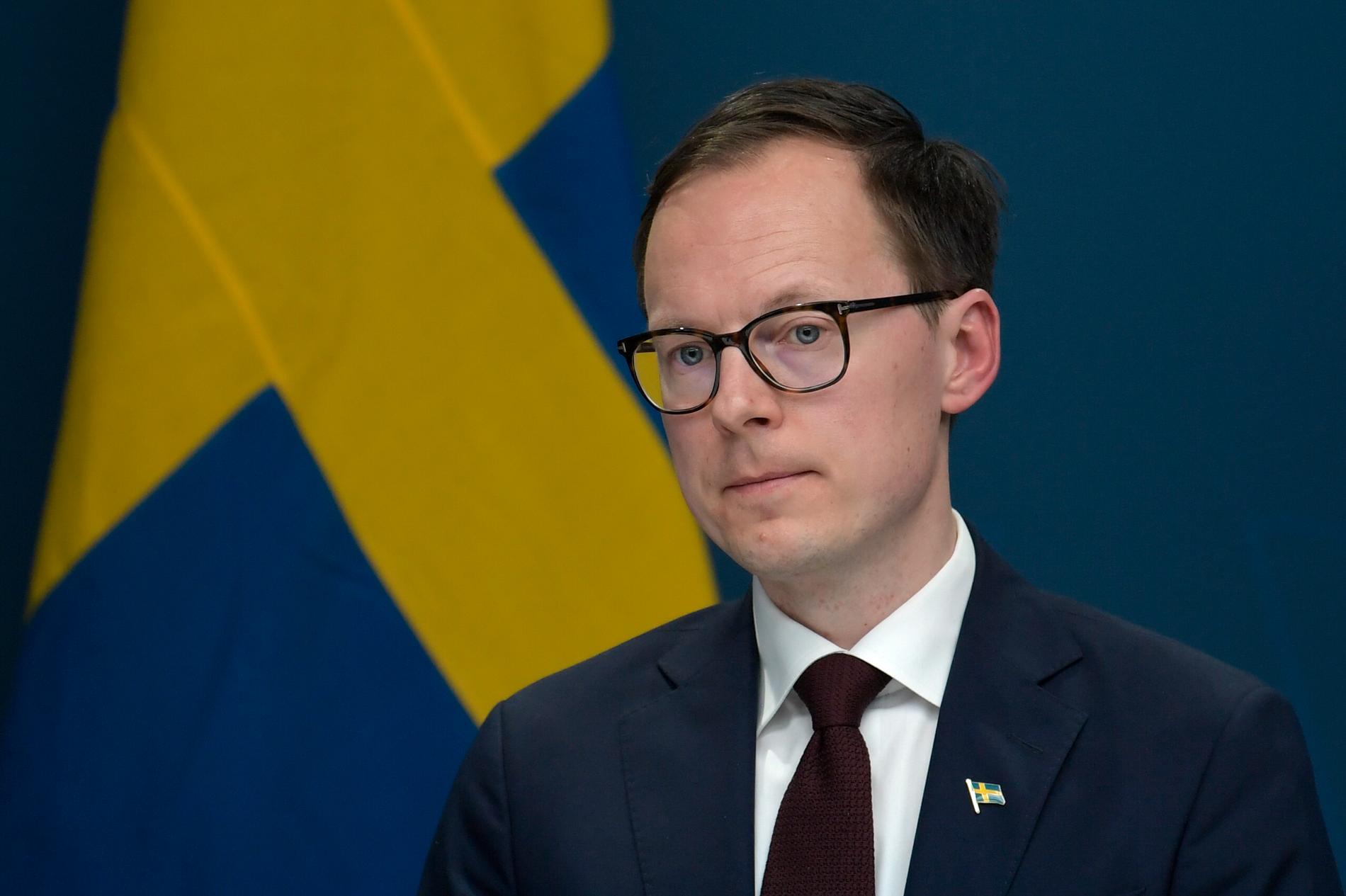 Liberalernas ekonomiskpolitiske talesperson Mats Persson anser att regeringen behöver göra mera för att rädda jobb och företag. Arkivbild.