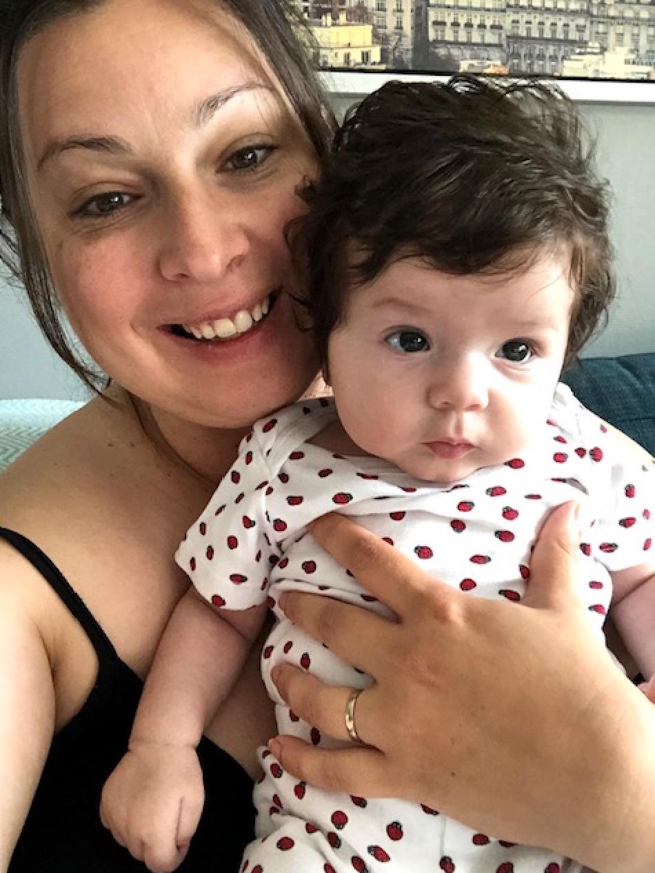 Selma Foco från Borås: ”Min dotter Zara är blott tre månader gammal och har en rejäl ’tantfrisyr’ som vi gärna kallar det. Hon föddes med en rejäl kalufs och den har bara fortsatt växa”.
