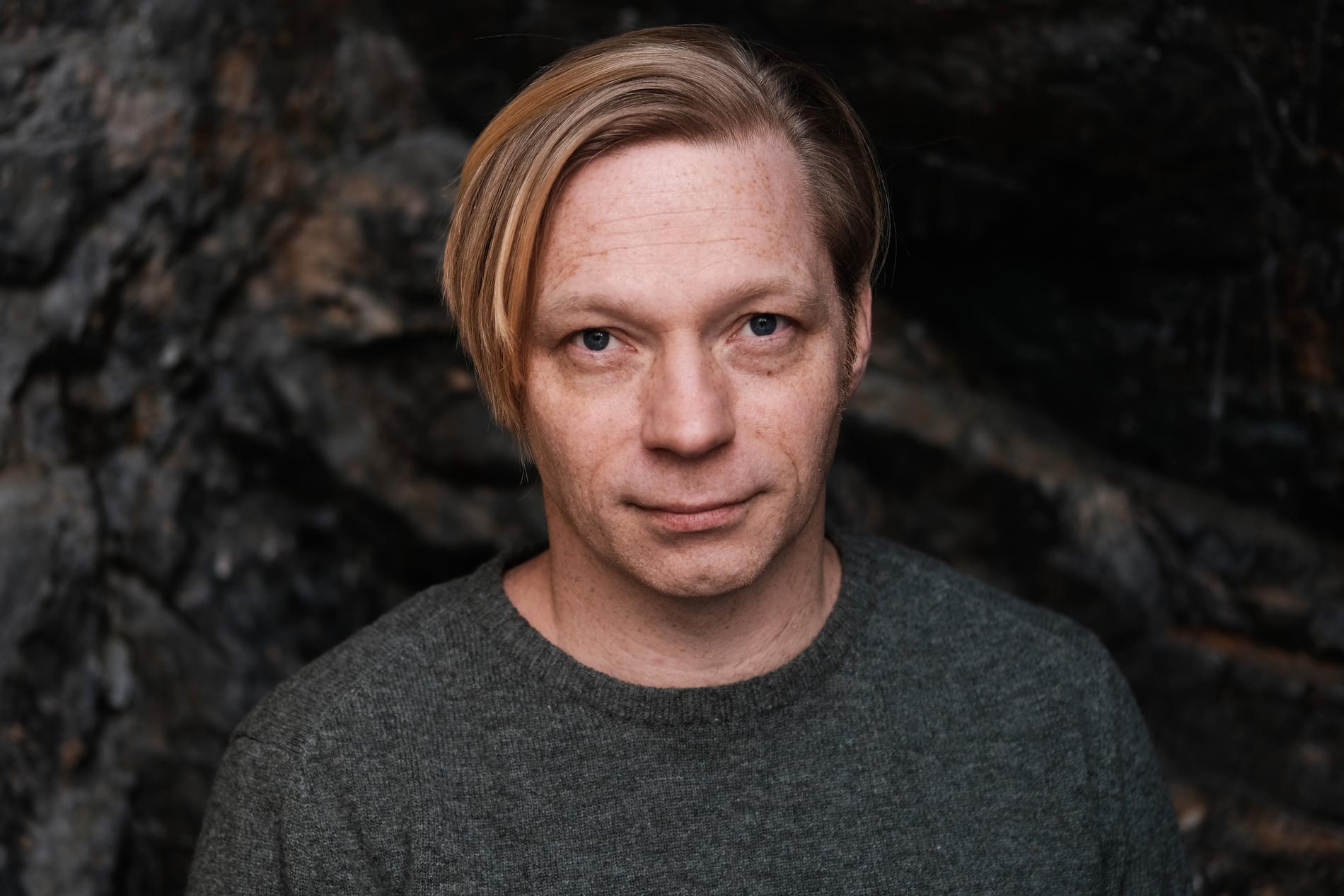 Daniel Gustafsson, född 1972, debuterar med romanen ”Odenplan”.