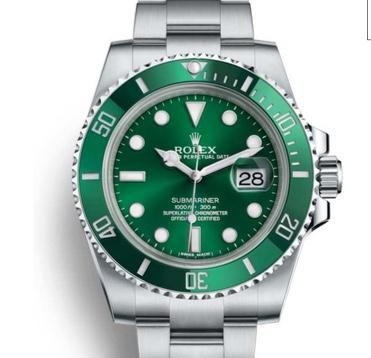 Armbandsuret som den misstänkte klockrånaren kommit över är en Rolex Submariner med grön urtavla, känd som ”Hulken”, värd uppemot 120 000 kronor.