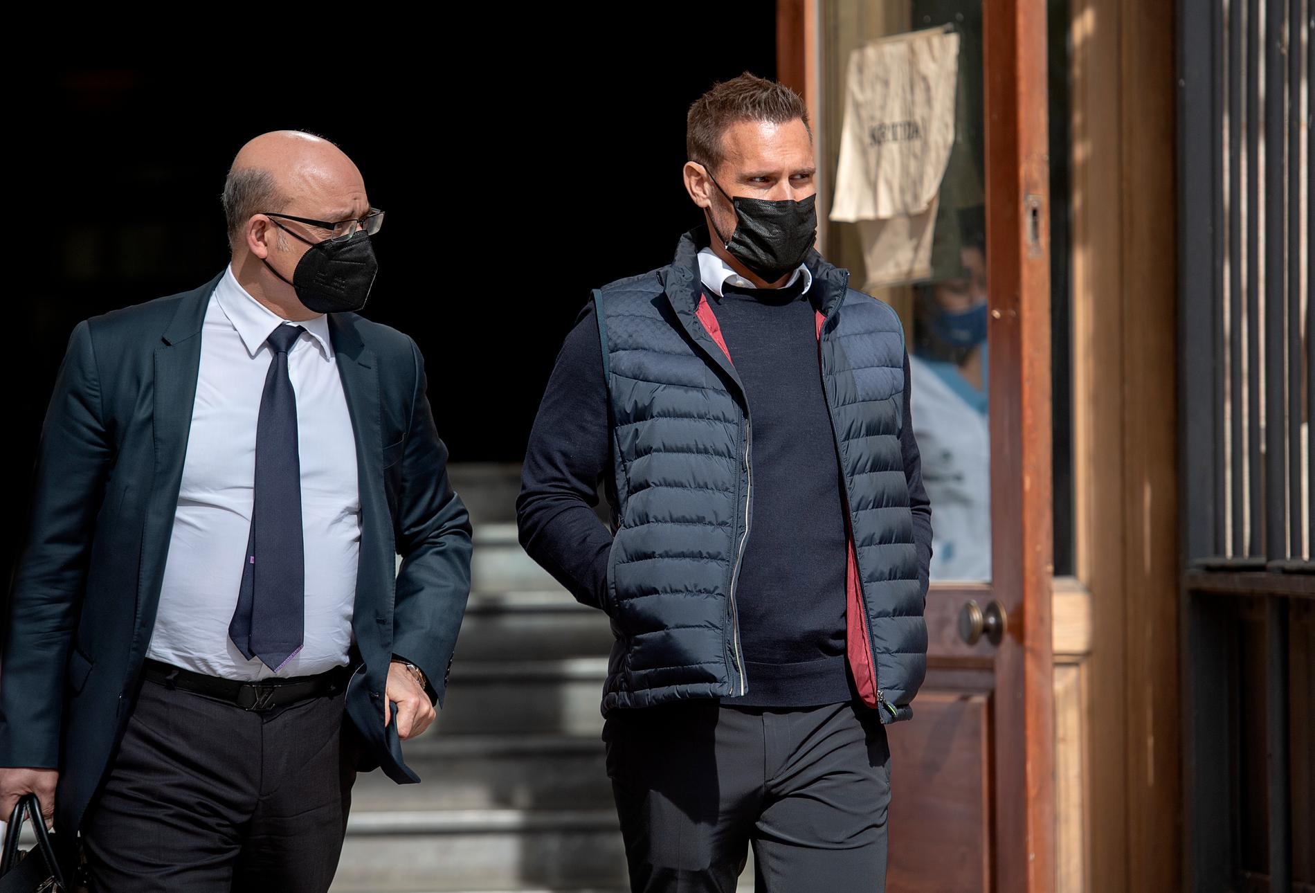 Jonas Falk riskerar 20 års fängelse i Spanien. 