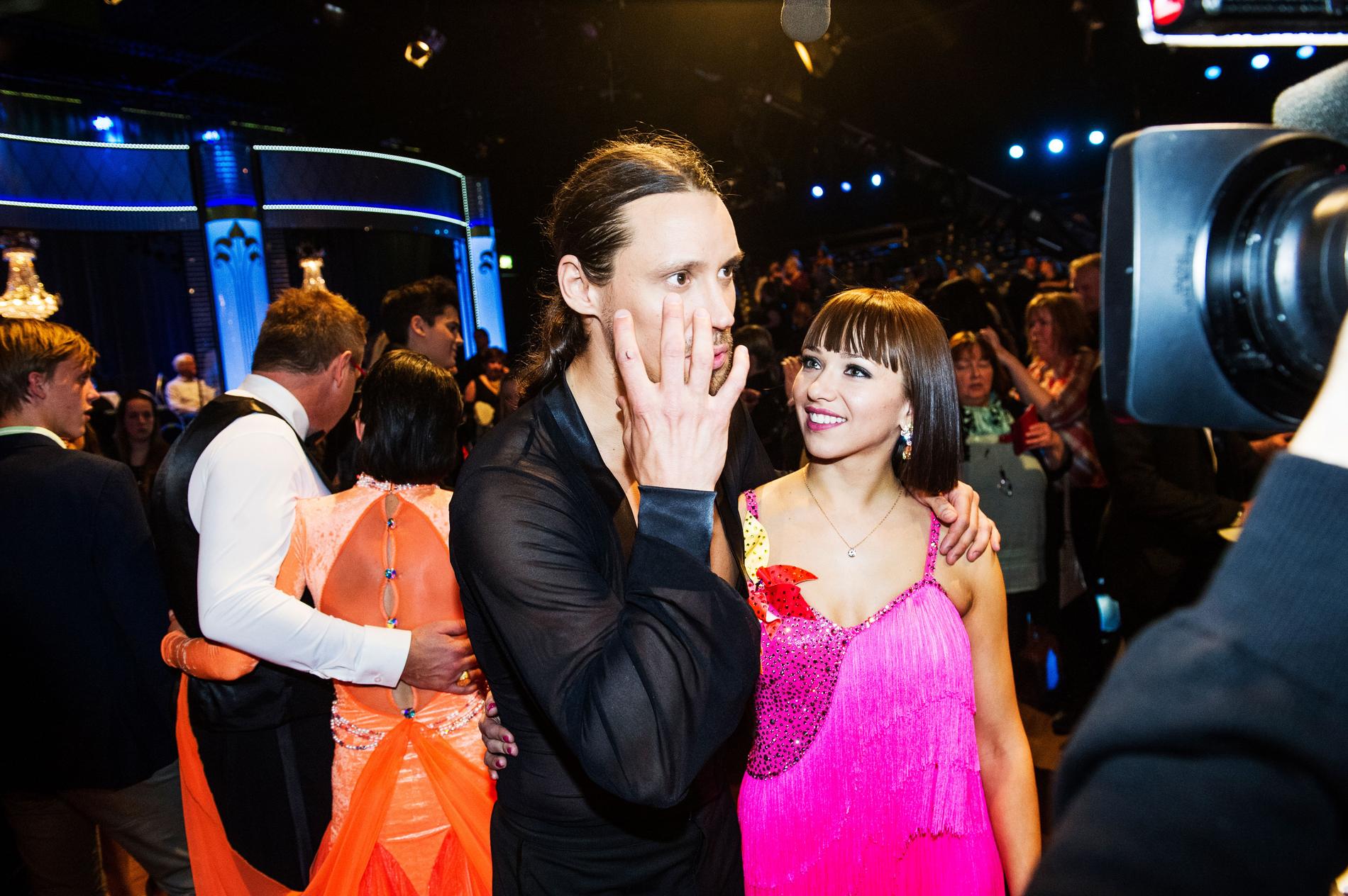 Oksana Spichak deltog bland annat i ”Let’s dance” 2013, här tillsammans med Robert Andersson.