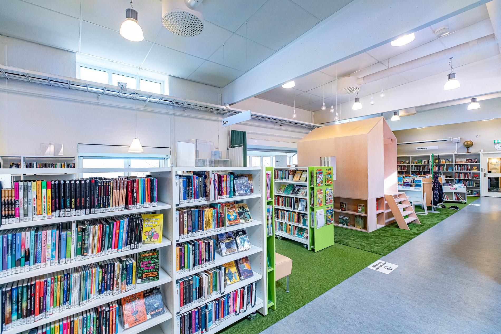 Lindängenbiblioteket rustades upp 2018, men ett nytt bibliotek behöver likväl byggas i stadsdelen.