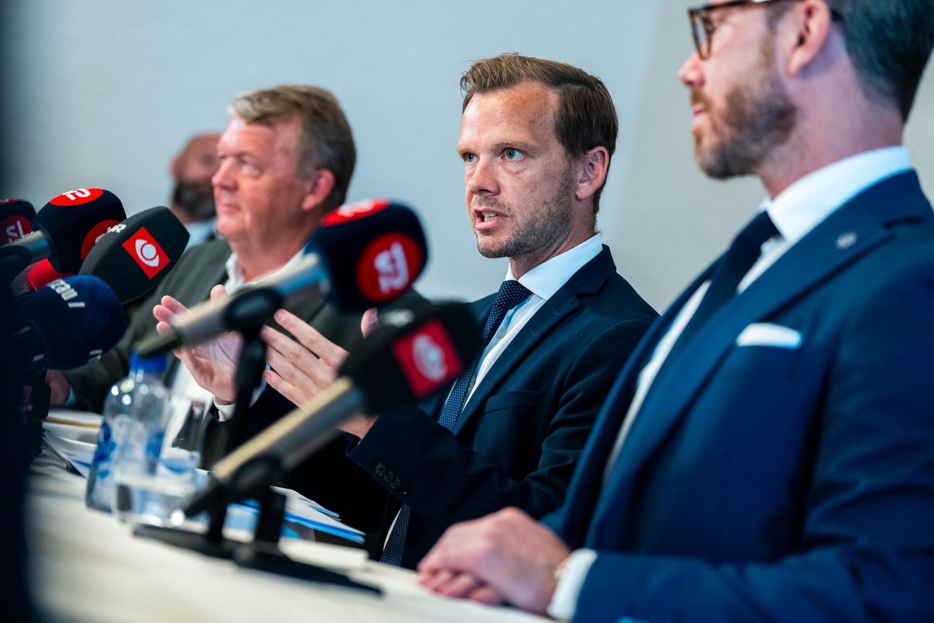 Danska regeringen meddelade ett lagförslag under fredagen om att förbjuda skändning riktad mot trossamfund.