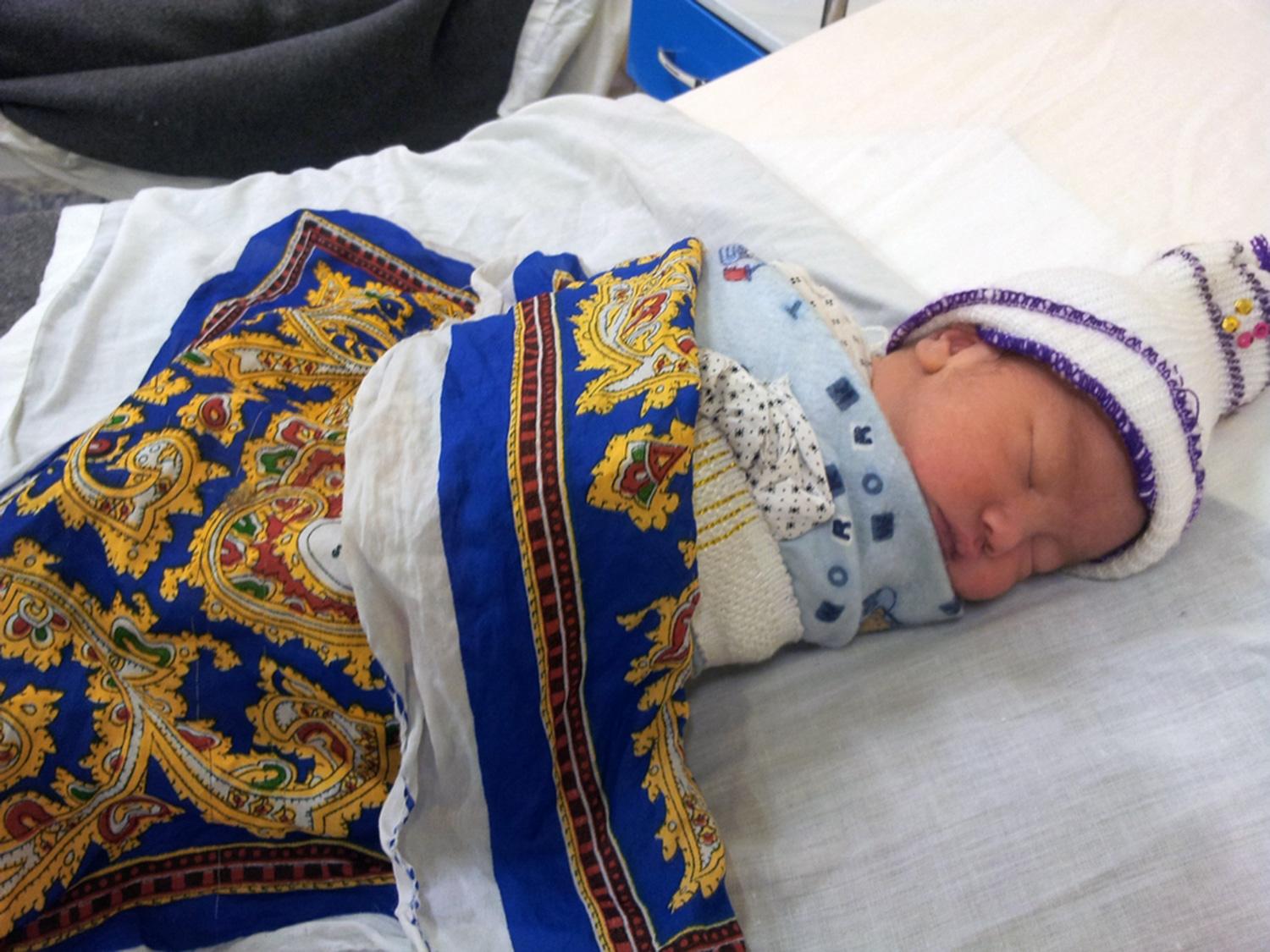 Ett nyfött barn i Kabul.