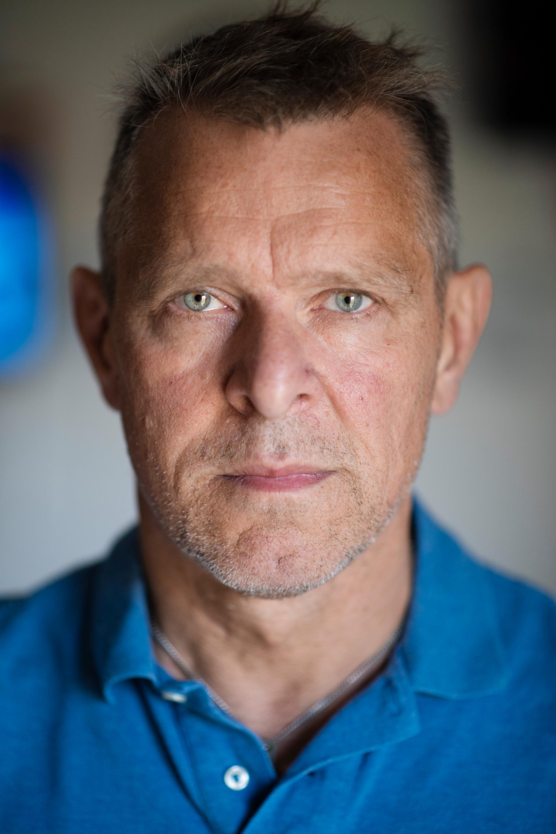 "Det var ju en enorm sorg och smärta för alla att ta in", säger Johan Hellström, chefsinstruktör på Umeå fallskärmsklubb, om flygolyckan den 14 juli 2019. Arkivbild.