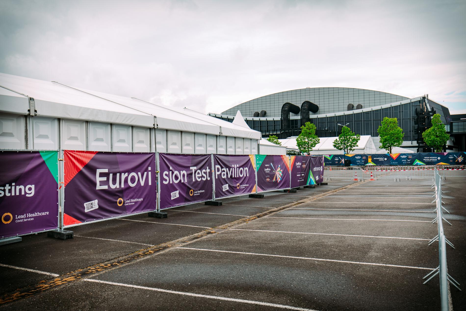 Testpaviljongen. Alla som medverkar i Eurovision måste testas var 48:e timme för att släppas in i arena och presscenter.
