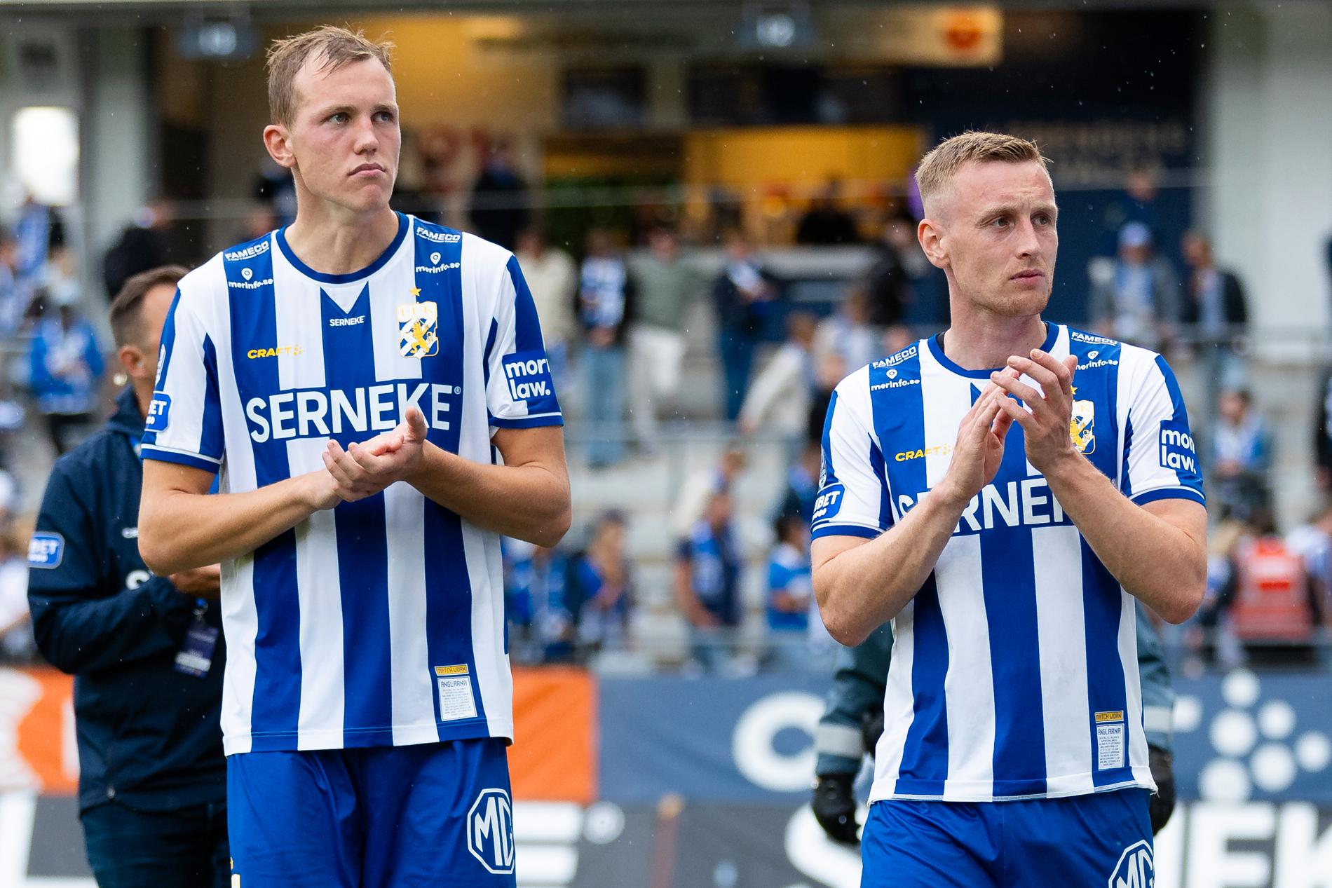 IFK Göteborgs Adam Carlén och Sebastian Ohlsson deppar efter 0–0 hemma mot Halmstad.