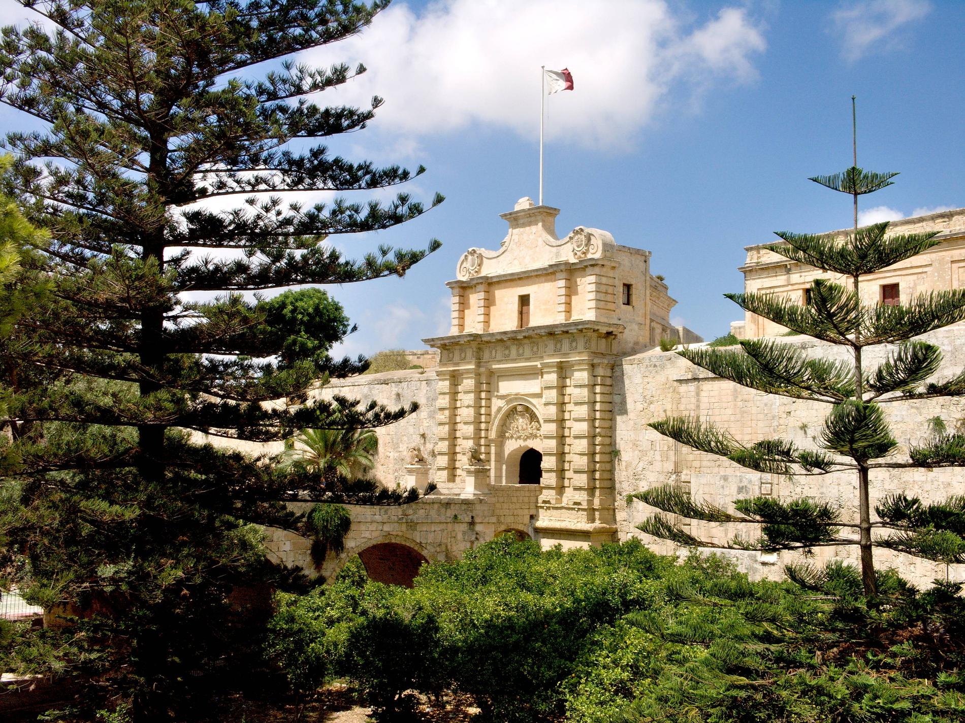 KING´S LANDING – MALTA Stads­porten till Mdina på Malta är lätt att ­känna igen för besökaren.