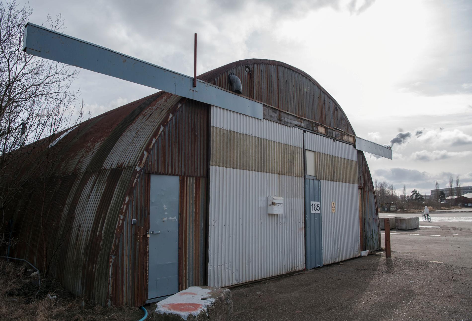 Hangaren där Peter Madsen hade sitt rymdlaboratorium på Refshaleøen i Köpenhamn är nu tömd på utrustning.