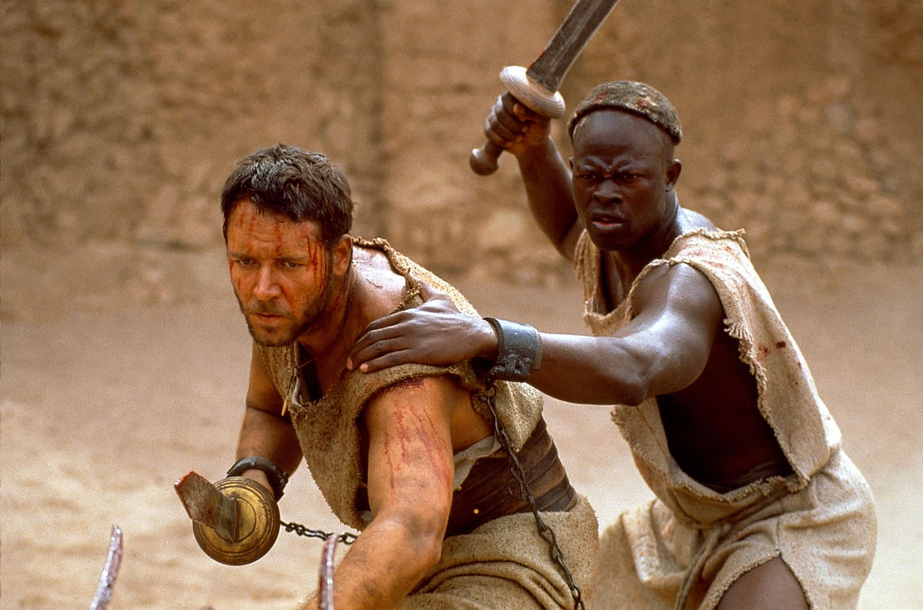 Skådespelarna Russell Crowe och Djimon Hounsou i "Gladiator". Arkivbild.