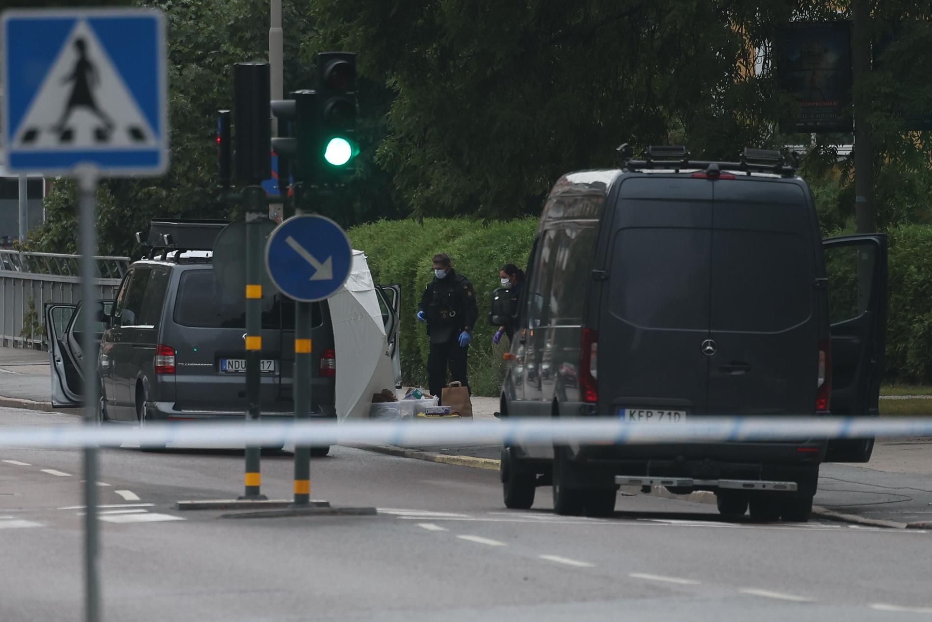 Polisens bombgrupp undersökte bilen på Kungsholmen i centrala Stockholm.