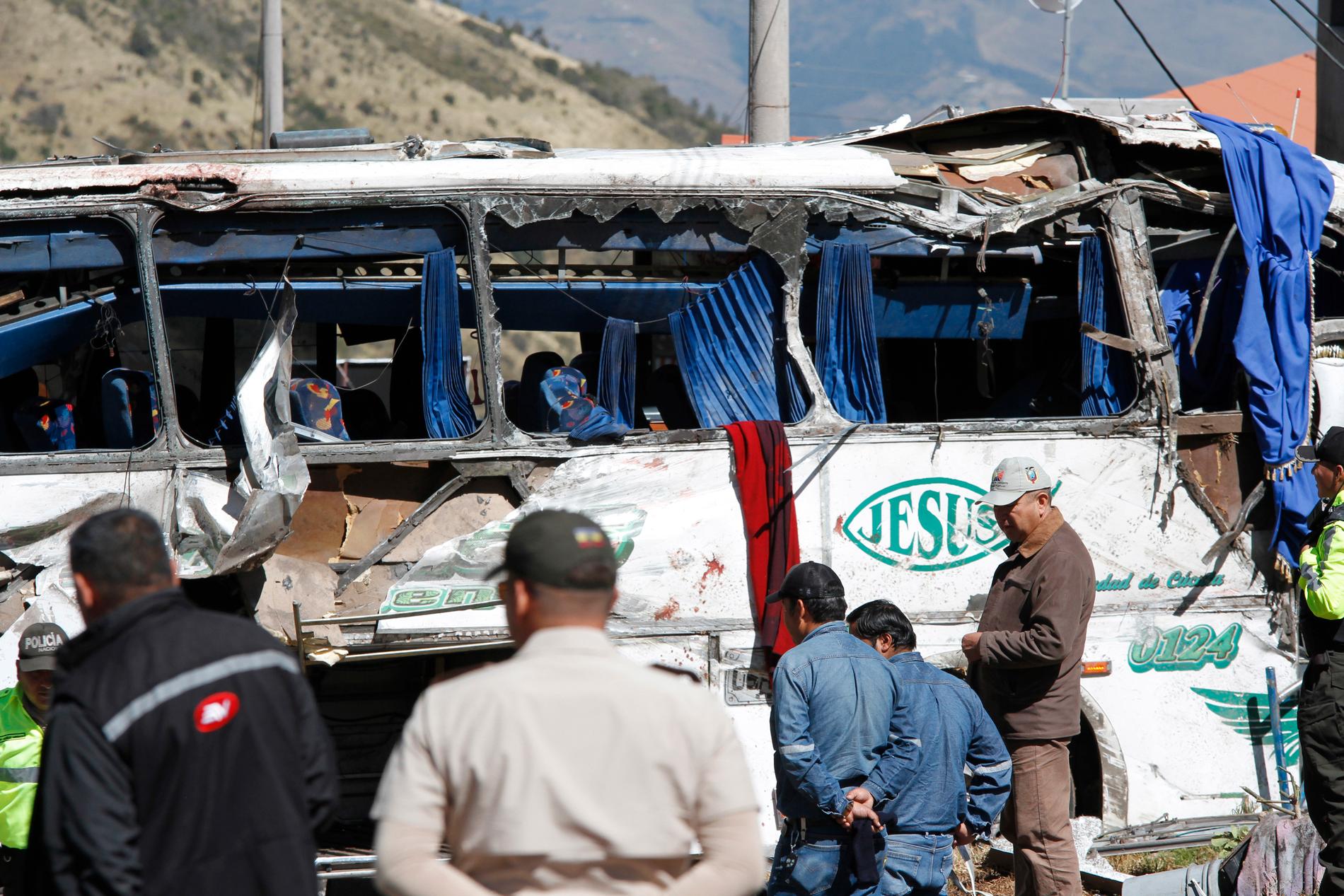 Det var i tisdags som en buss från Colombia kraschade utanför Ecuadors huvudstad Quito.