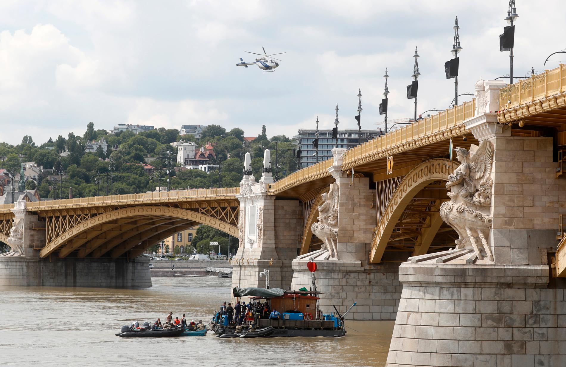 Sökinsatsen pågår ännu efter förra veckans båtolycka i centrala Budapest.