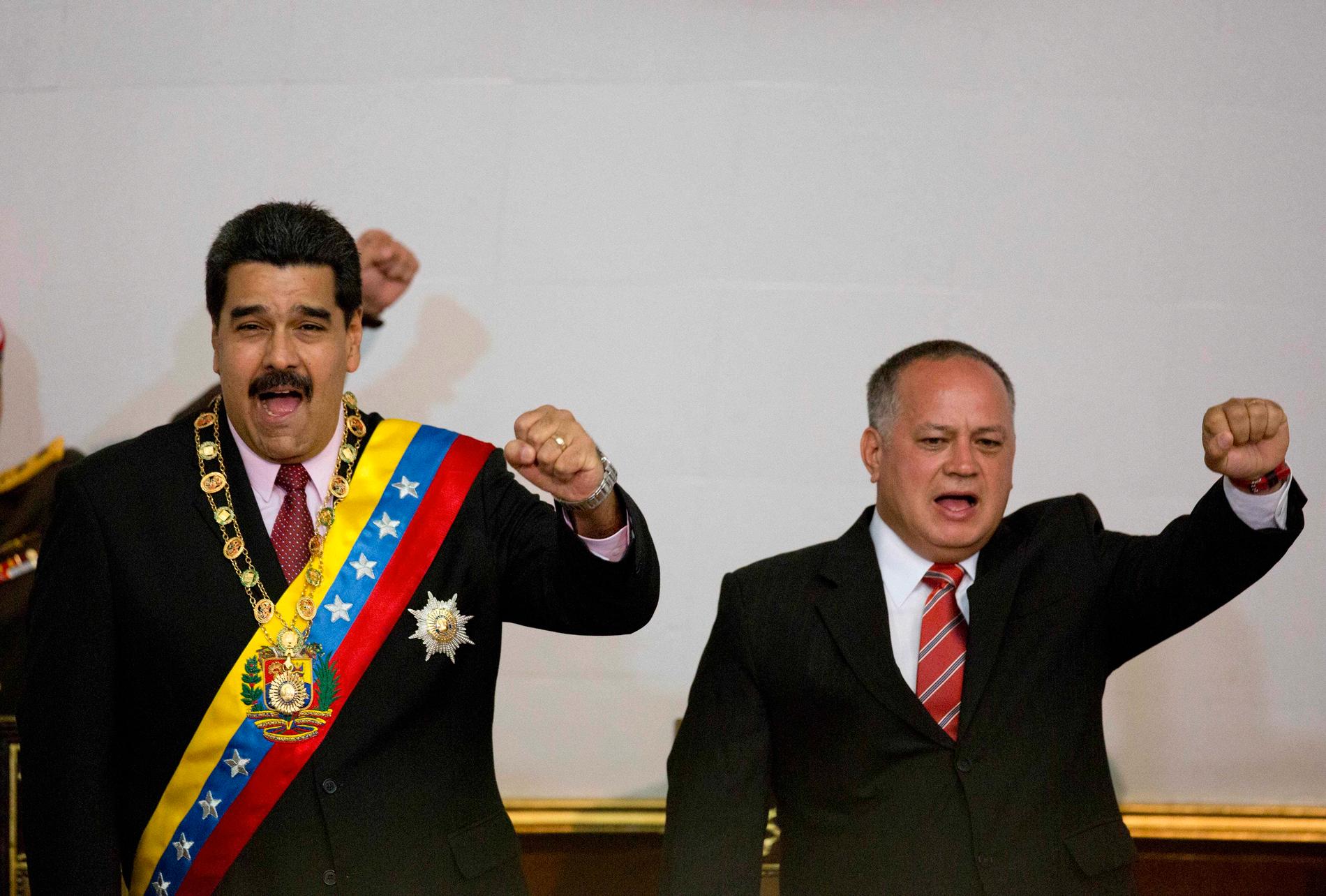 President Nicolás Maduro och hans andreman Diosdado Cabello. Arkivbild.