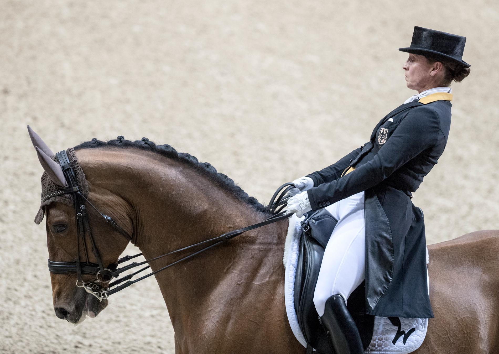 Tyskan Isabell Werth på hästen Emilio.