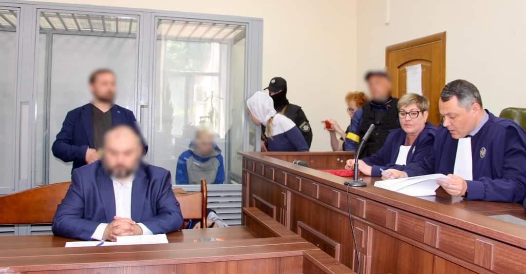 Bild från den första krigsbrottsrättegången i Kiev.