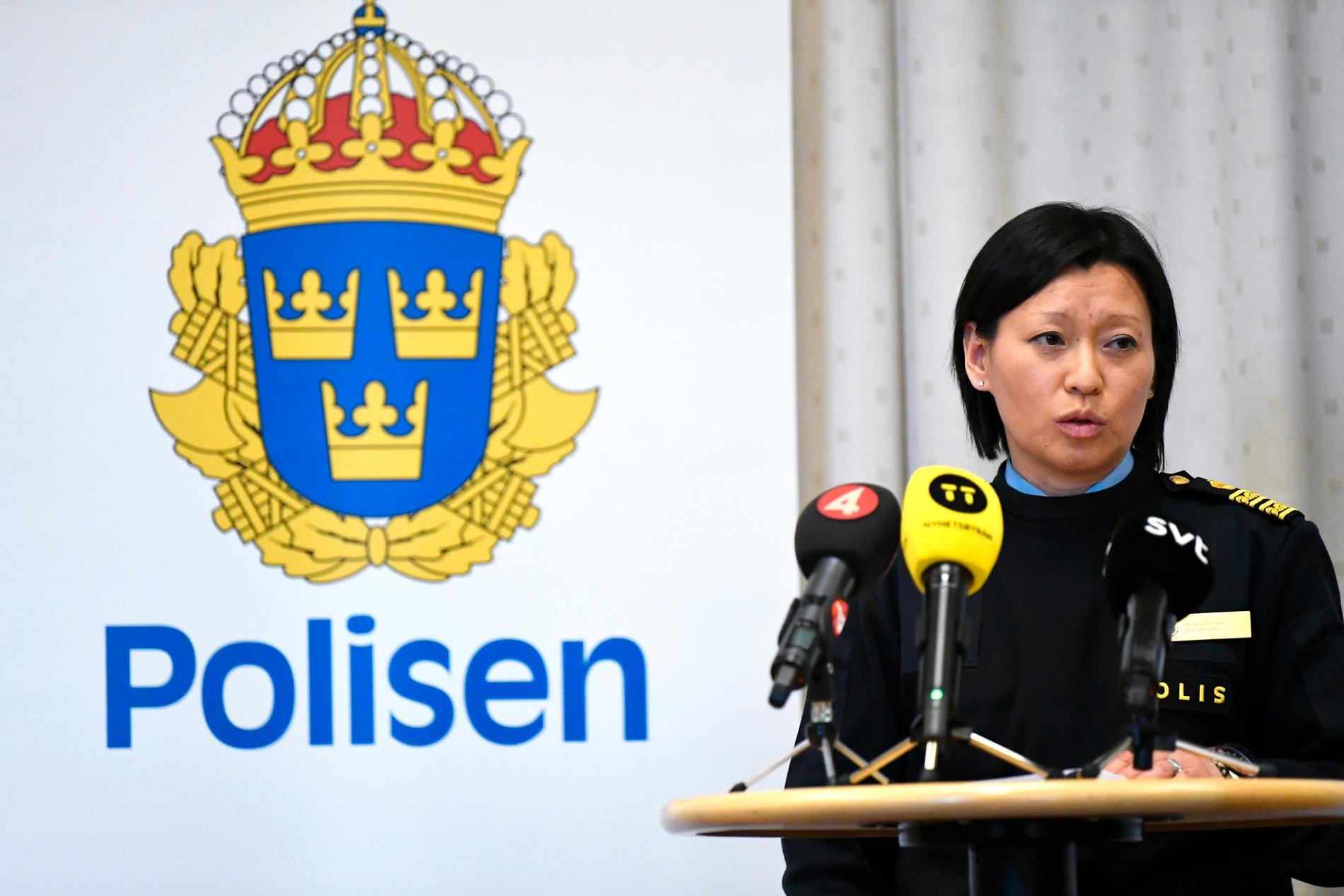 Helena Trolläng, Polisens utredningschef, med anledning om ett omfattande tillslag i ett ärende om människohandel, under en pressträff på Polishuset i Göteborg.