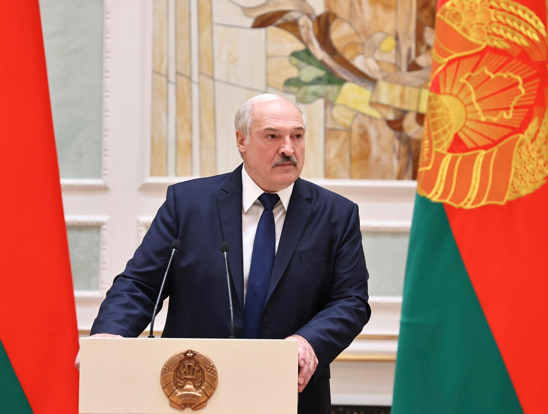 ”Sedan augusti 2020 har belarusier ropat ut sina varningar och sin förtvivlan över Lukasjenskas tilltagande vansinne”, skriver Inga-Lina Lindqvist.
