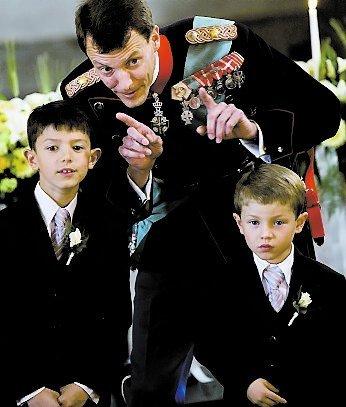Småprinsarna Felix och Nikolai, Joachims söner