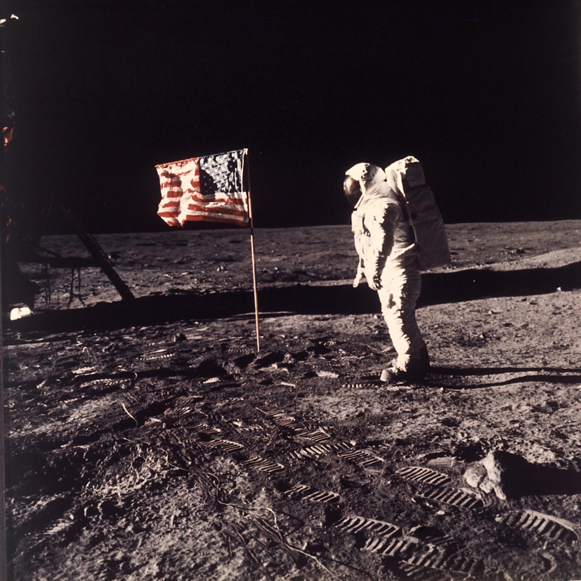 50 år har gått sedan Apollo 11 landade på månen – och lika länge har konspirationsteoretiker ifrågasatt månlandningen.
