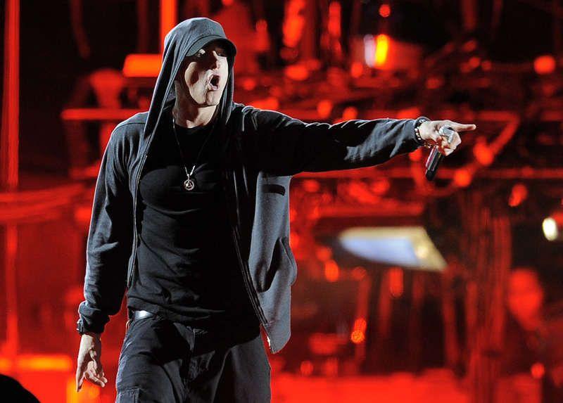 Eminem spelar i Sverige för första gången på sjutton år. 