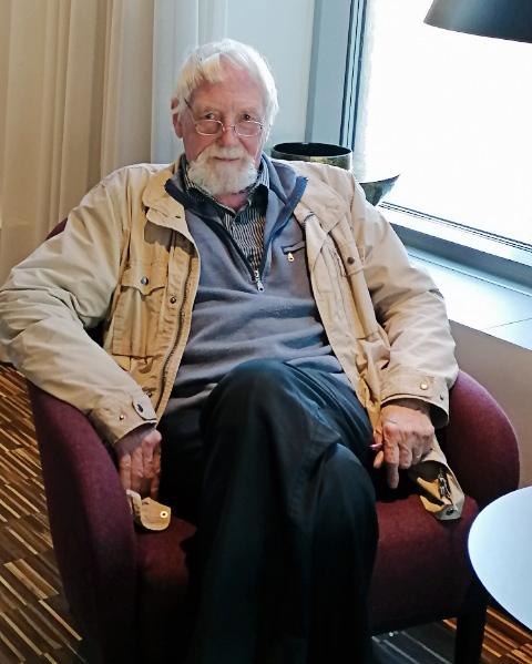 Bjarne Anderson, 76. 