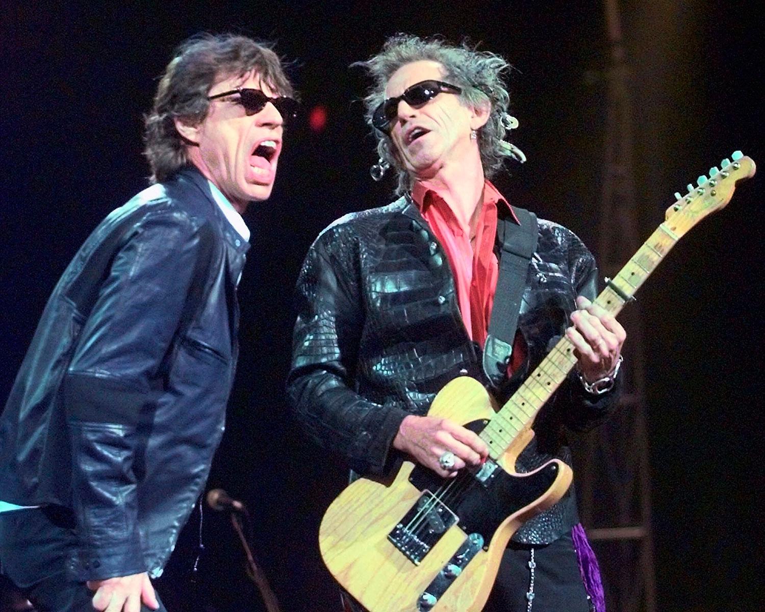 ”Den komplexa och sentimentala nostalgin gör, på gott och ont, en av världens mest skrupellösa branscher mer rörande och mänsklig”, skriver Markus Larsson när han förklarar varför namn som Rolling Stones, Springsteen, Dylan och McCartney fortfarande konsumeras.