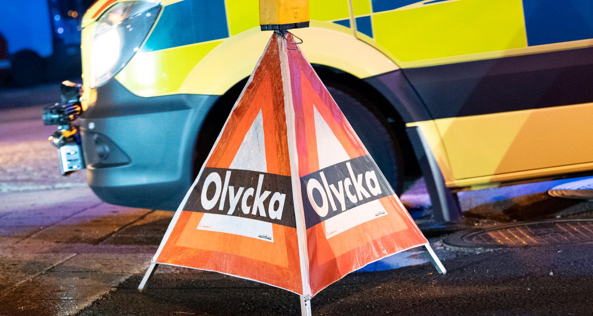 Minst en person har skadats allvarligt i en olycka i Nyköping. Arkivbild.