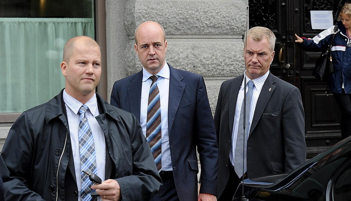 BRUTALT ÖVERFALL Den brutala misshandeln mot statsminister Fredrik Reinfeldts son inträffade i fredags natt. Den 16-årige pojken jagades av ett gäng i centrala Stockholm och sparkades av flera ungdomar i huvudet.