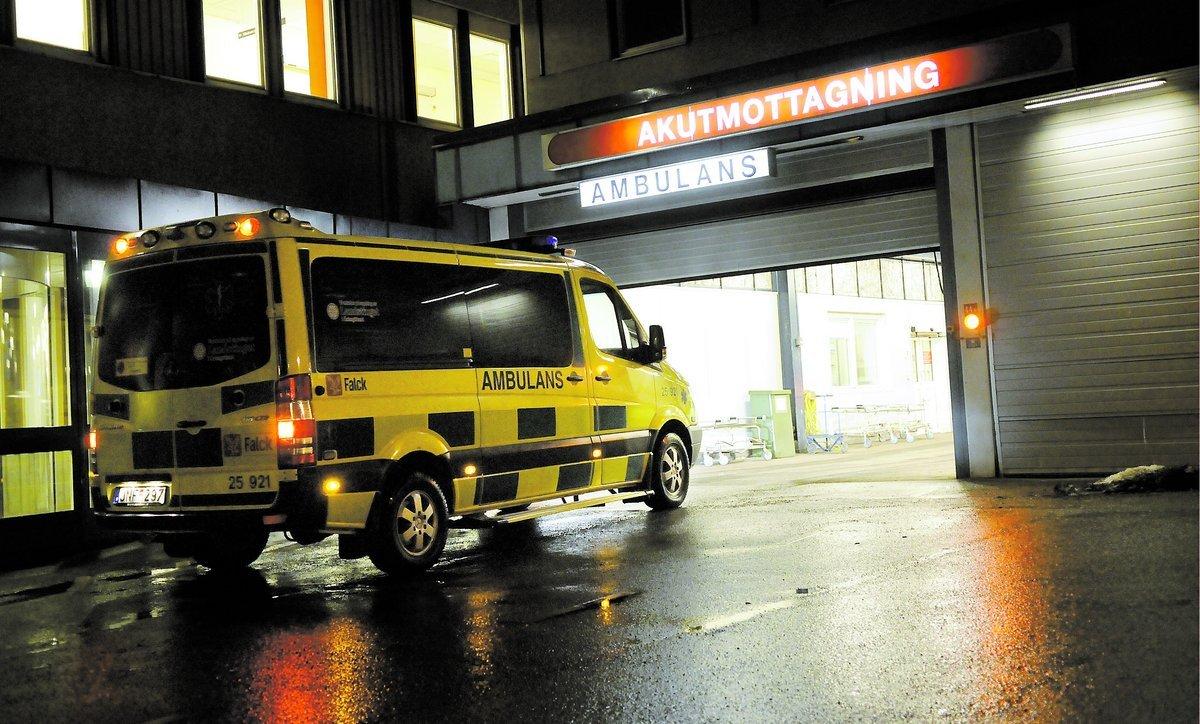 ETTÅRINGEN VAR REDAN DÖD Ettåringen kördes till akuten på universitetssjukhuset i Linköping, men där kunde man bara konstatera att barnet var dött.