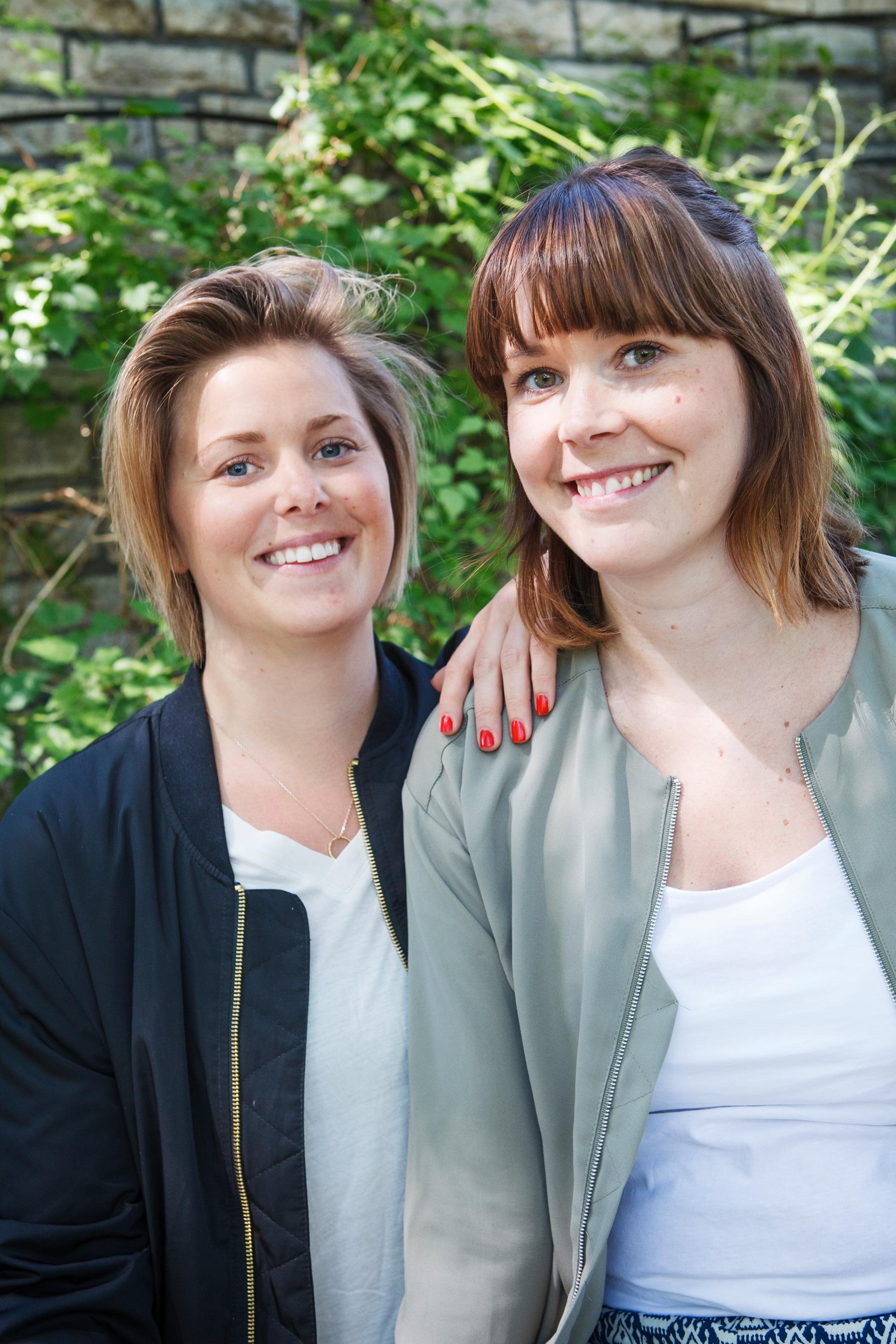 Elina Bergström och Mikaela Lindstöm startade stiftelsen Make a Difference efter en volontärresa i Ghana.