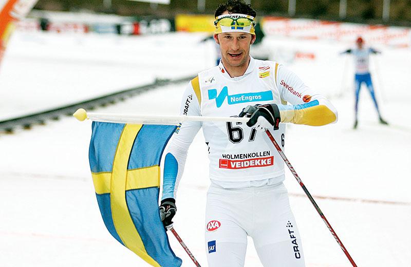 2008 krossar Anders allt och alla i Holmenkollens traditionstyngda femmil i världscupen.