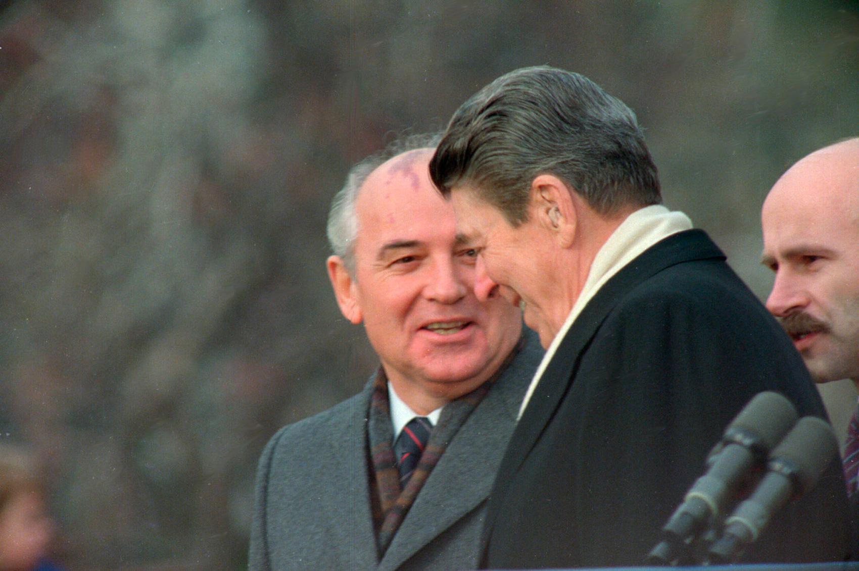 Gorbatjov och Reagan.