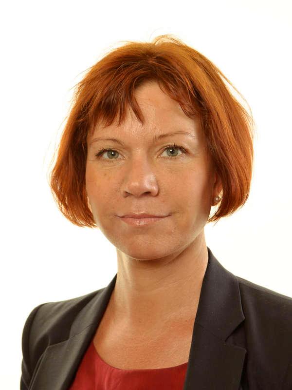 Riksdagsledamoten Margareta Larsson är politisk vilde sedan hon hoppade av SD – men aldrig på plats i riksdagen.