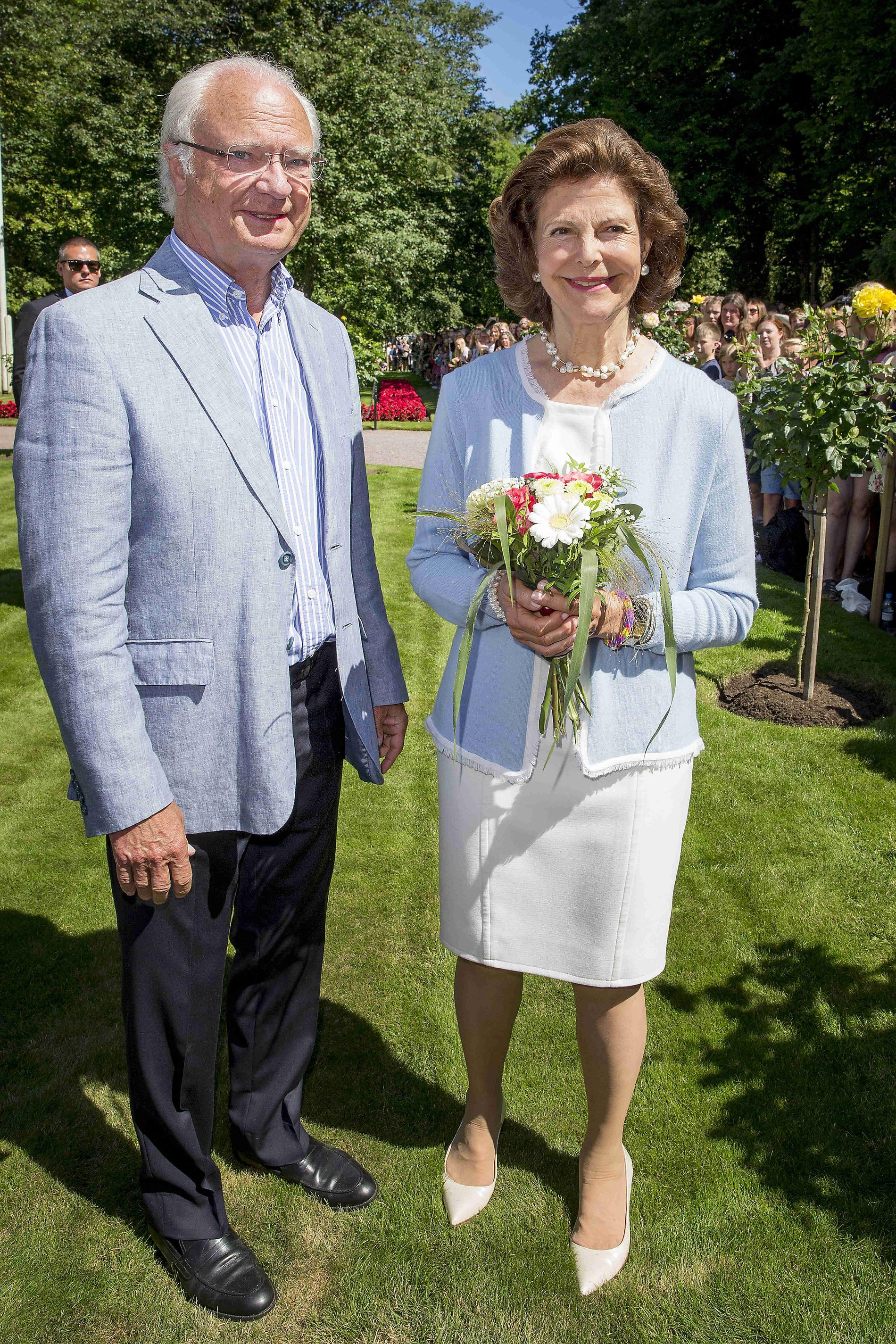 Carl XVI Gustaf, kung Sverige och Silvia, drottning Sverige, under kronprinsessan Victorias 40-årsfirande.