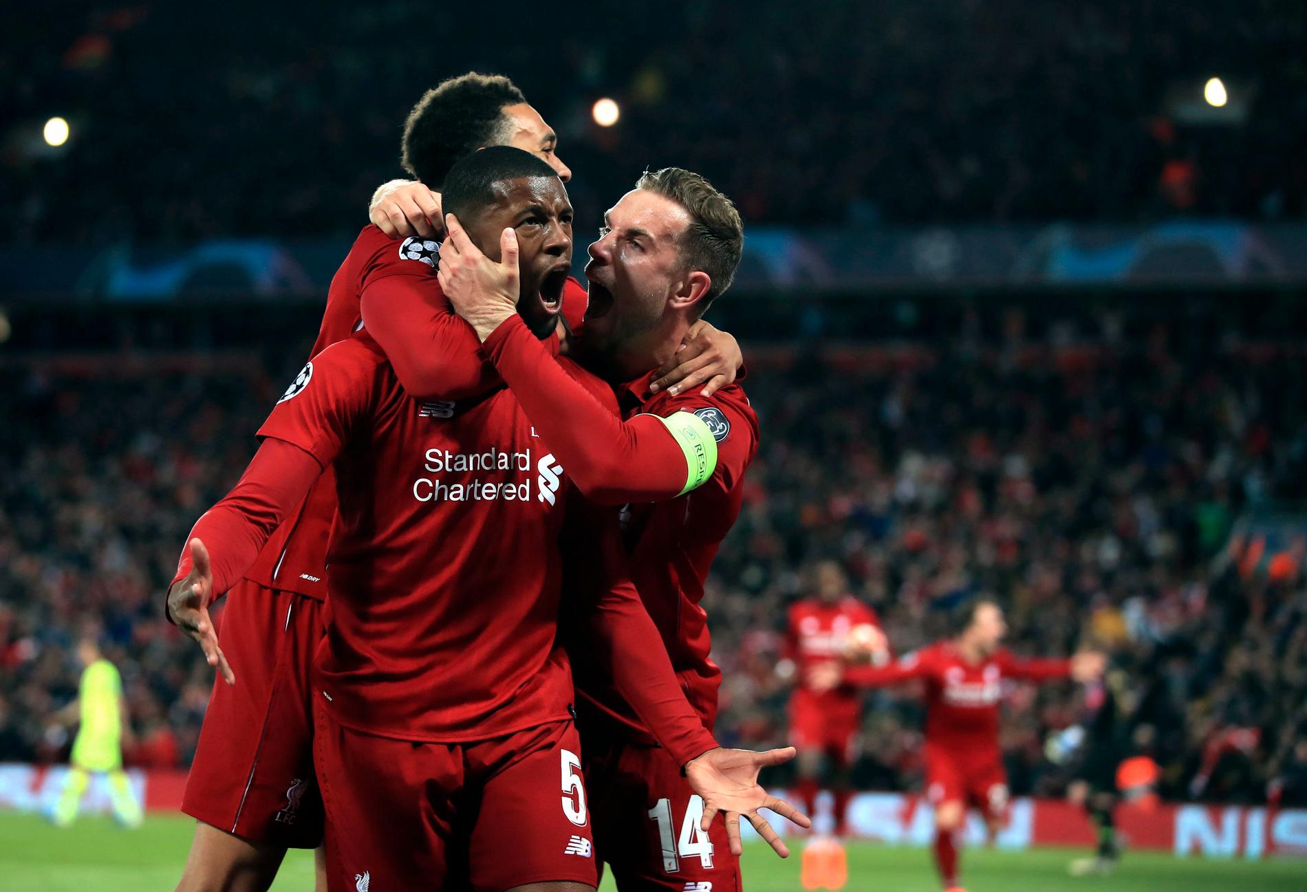 Liverpool-spelarna jublar efter Georginio Wijnaldums 3–0-mål mot Barcelona.
